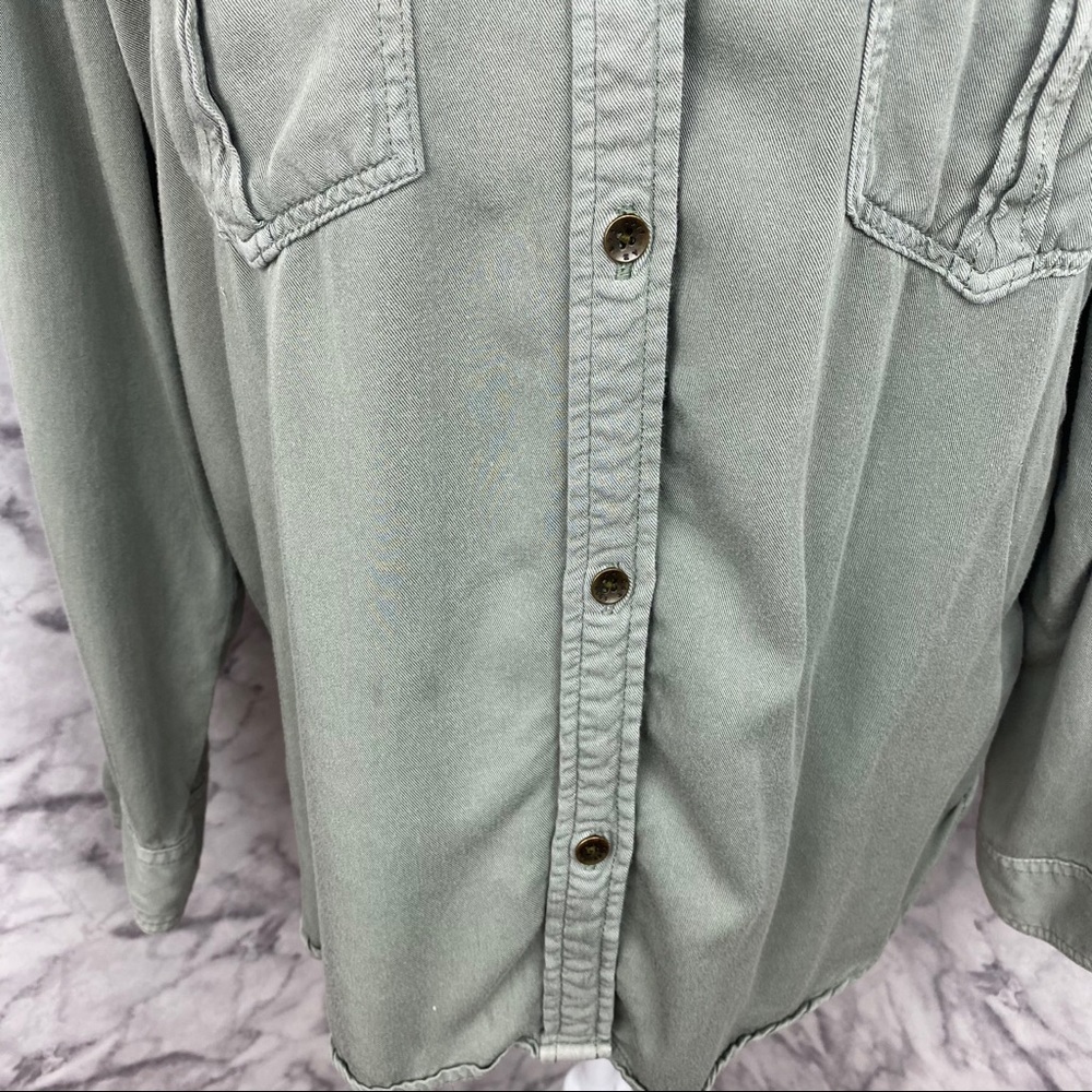 American Eagle Outfitters Boyfriend Fit Top - Picture 5 of 9